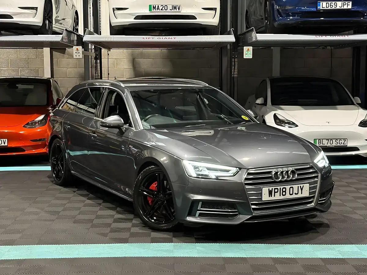 Used 2018 Audi A4 Avant S Line Grey - Front View