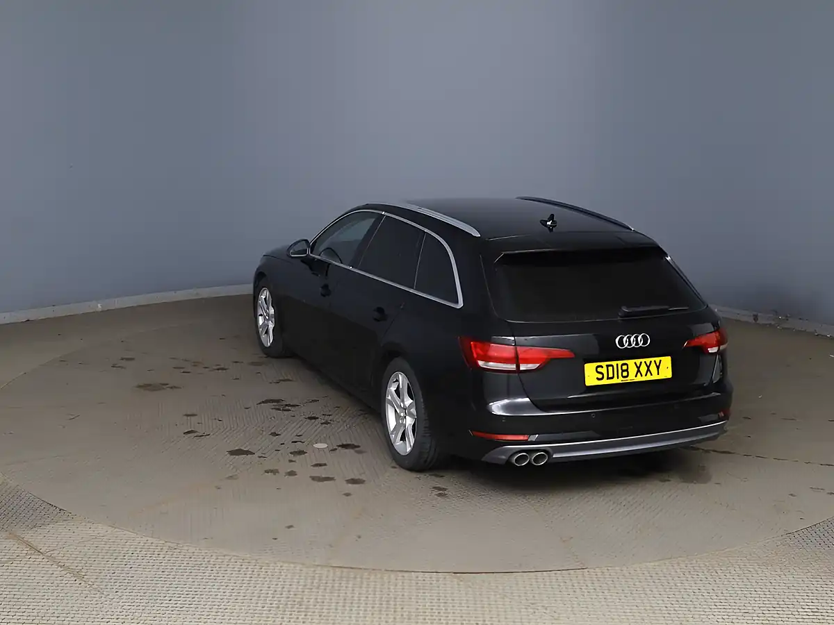 Used 2018 Audi A4 Avant Ultra Sport Black - Interior and Exterior details 10