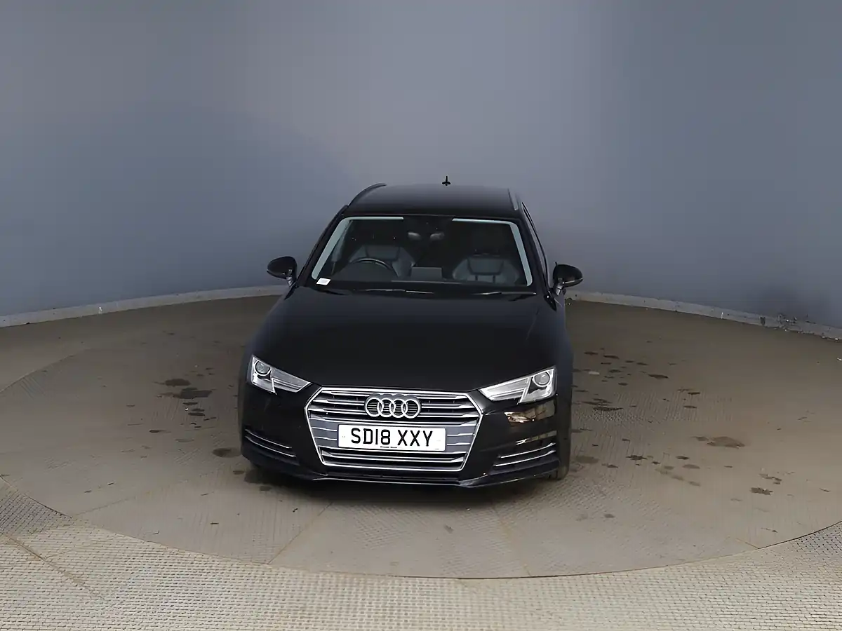 Used 2018 Audi A4 Avant Ultra Sport Black - Interior and Exterior details 11
