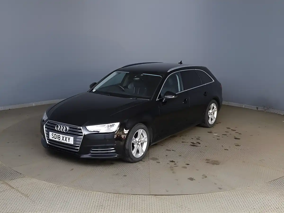 Used 2018 Audi A4 Avant Ultra Sport Black - Interior and Exterior details 9