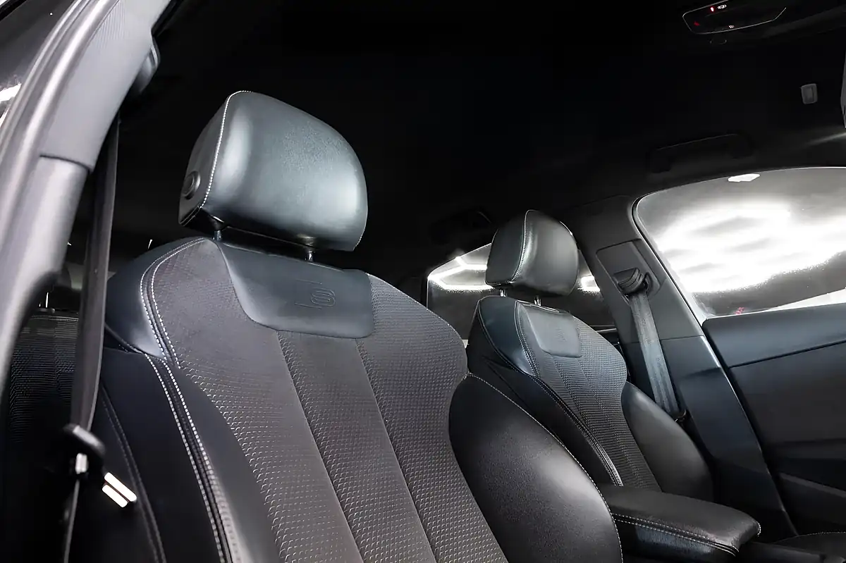Used 2018 Audi A4 Black Edition Black - Interior and Exterior details 15