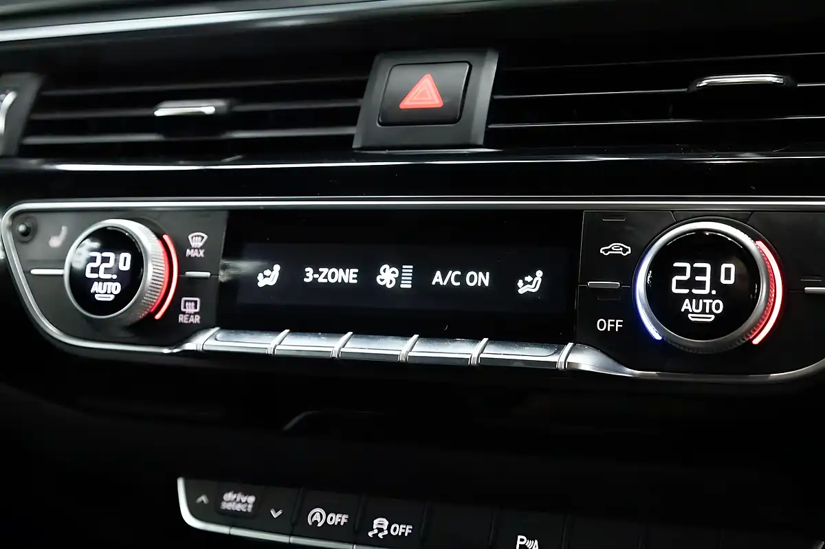 Used 2018 Audi A4 Black Edition Black - Interior and Exterior details 17