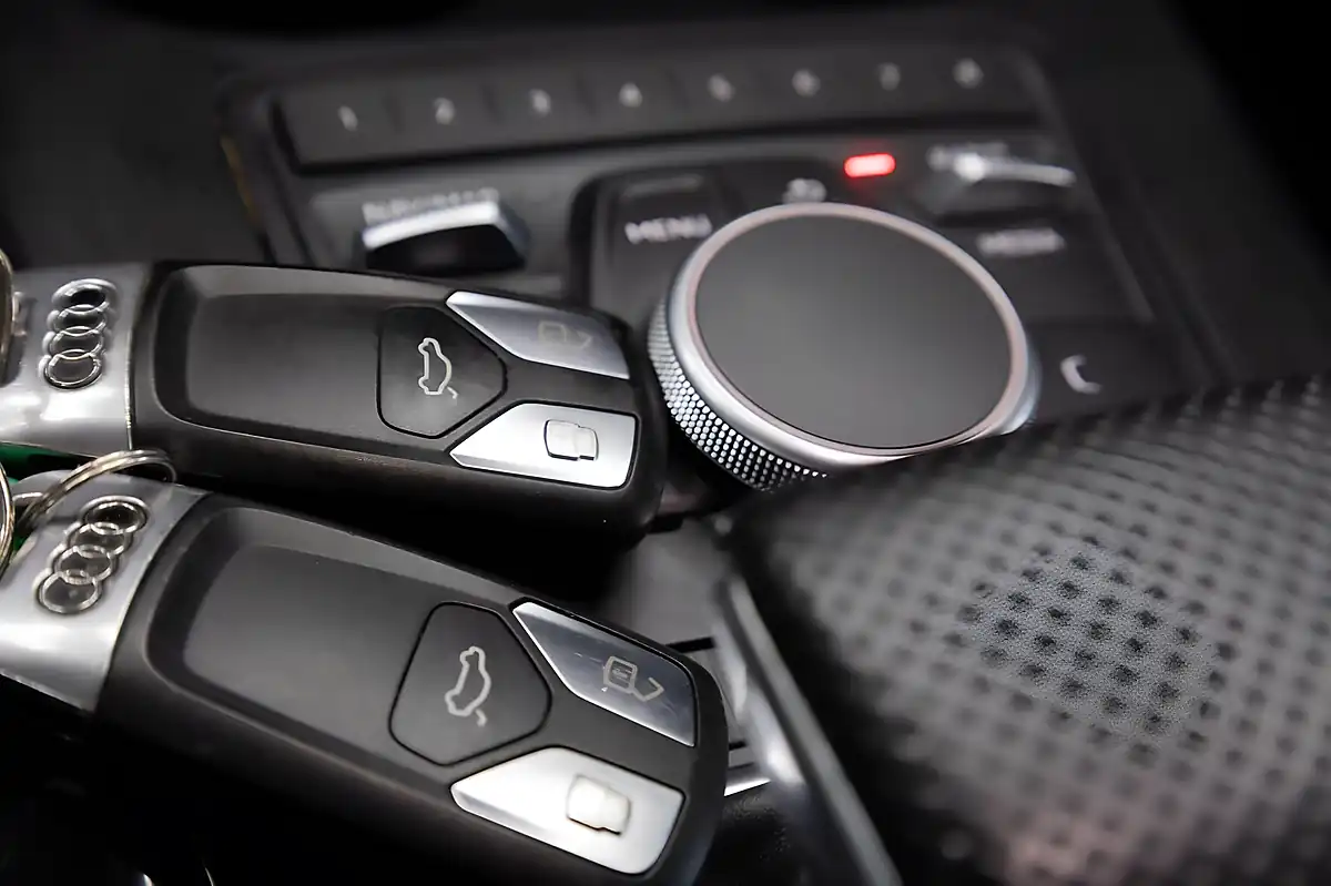 Used 2018 Audi A4 Black Edition Black - Interior and Exterior details 18
