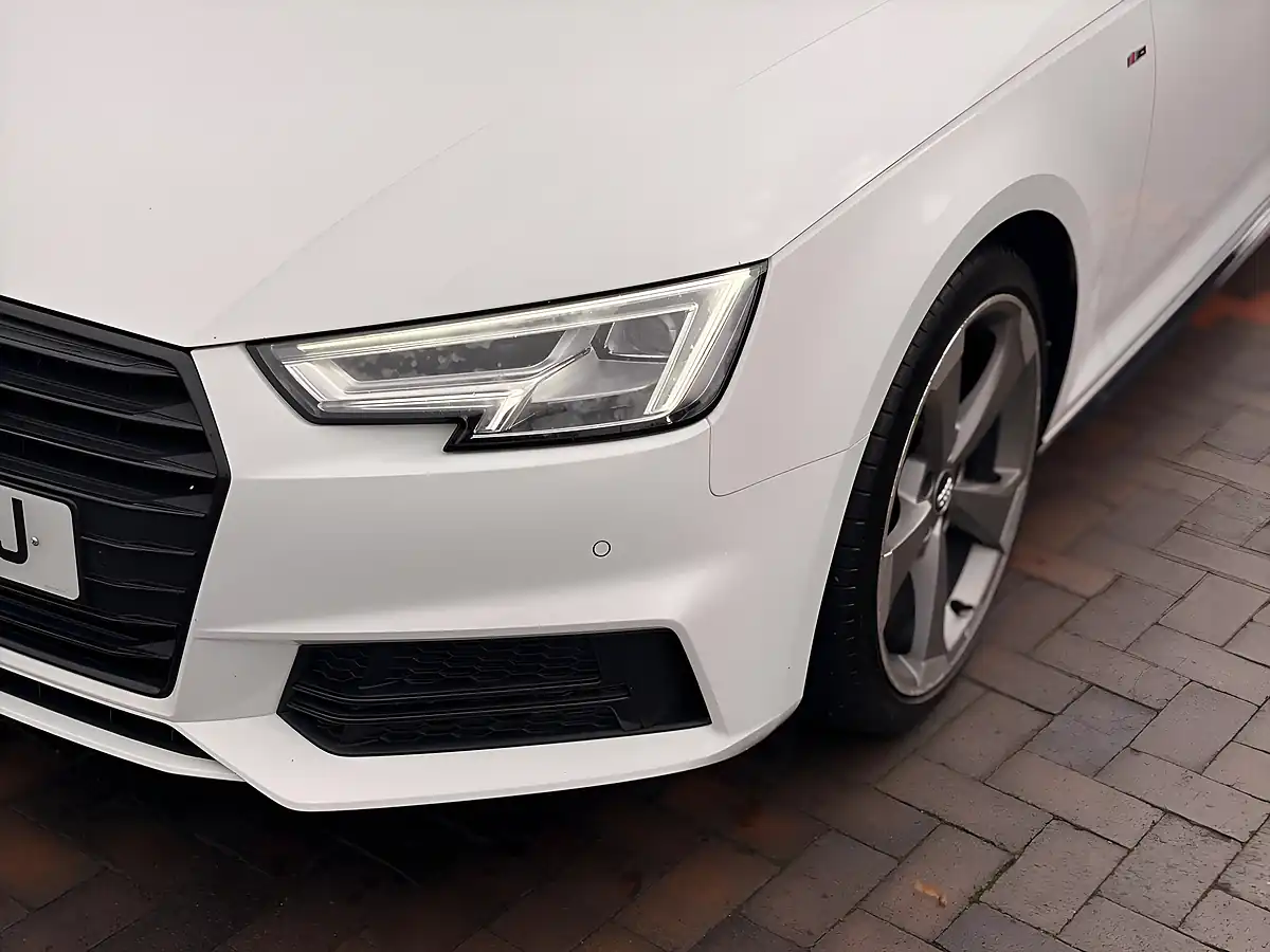 Used 2018 Audi A4 Black Edition White - Interior and Exterior details 10