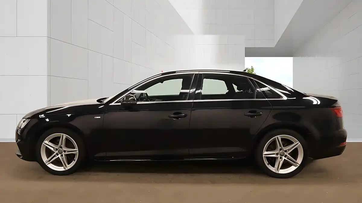 Used 2018 Audi A4 S Line Black - Interior and Exterior details 6