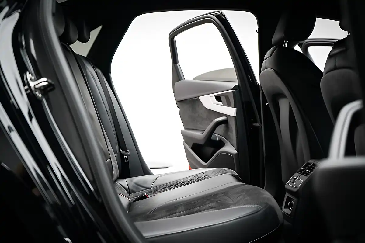 Used 2018 Audi A4 S Line Black - Interior and Exterior details 16