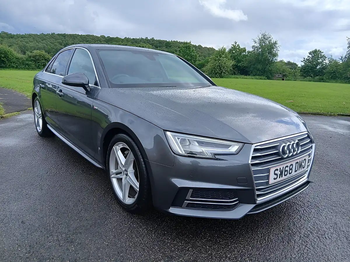 Used 2018 Audi A4 S Line Grey - Front View