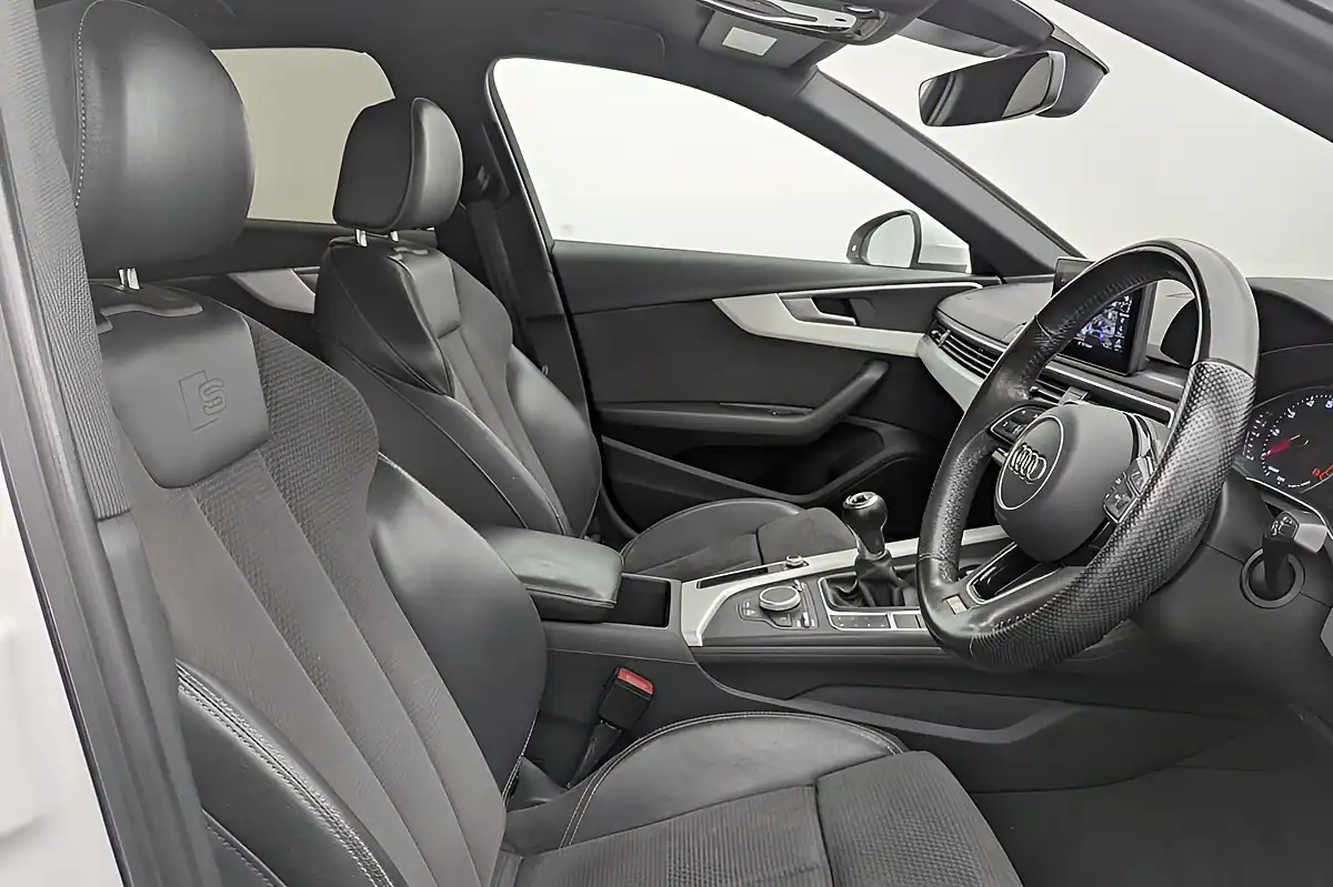 Used 2018 Audi A4 S Line White - Interior and Exterior details 3