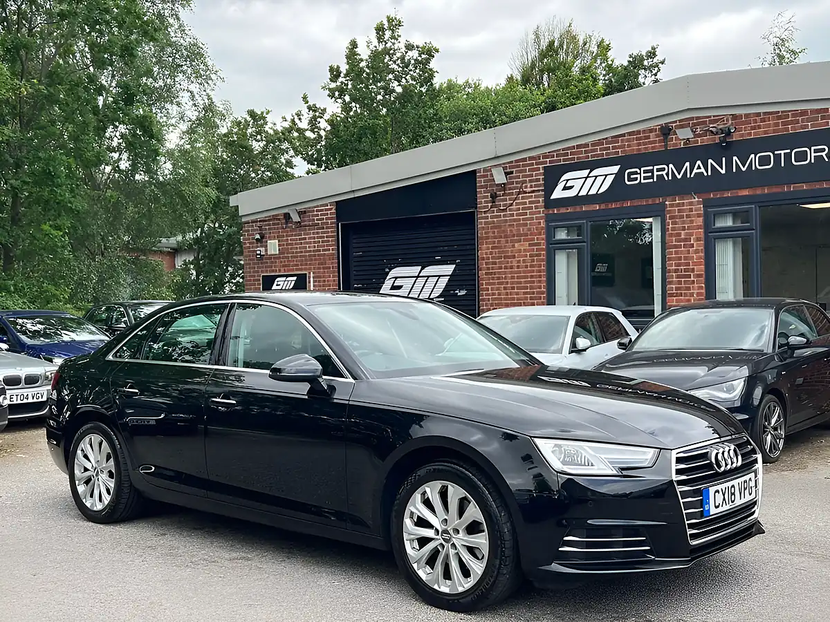 Used 2018 Audi A4 Se Black - Front View