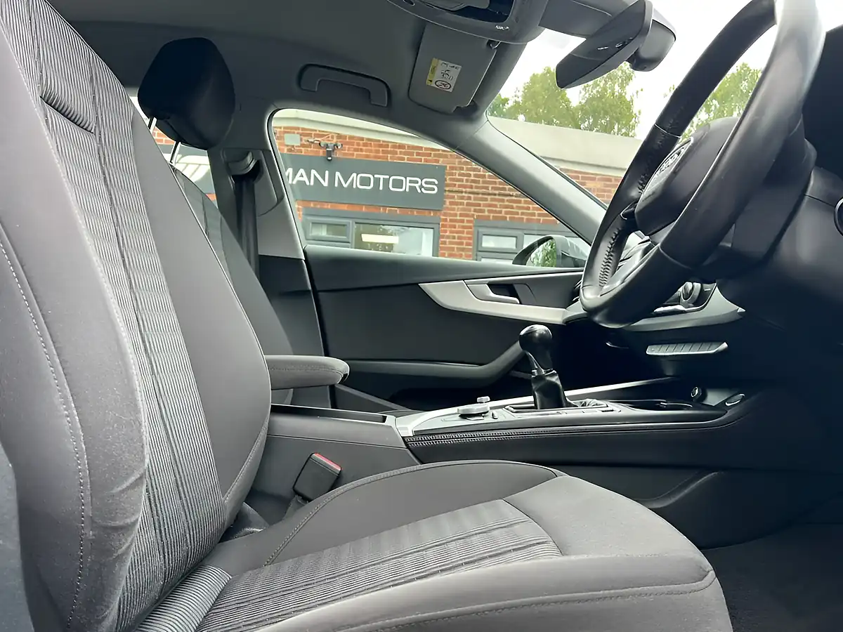 Used 2018 Audi A4 Se Black - Interior and Exterior details 13