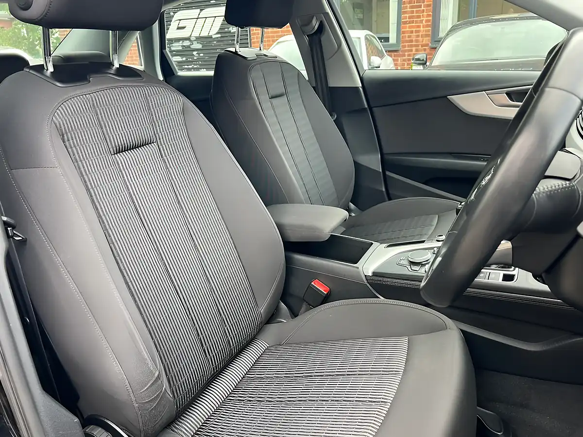 Used 2018 Audi A4 Se Black - Interior and Exterior details 14