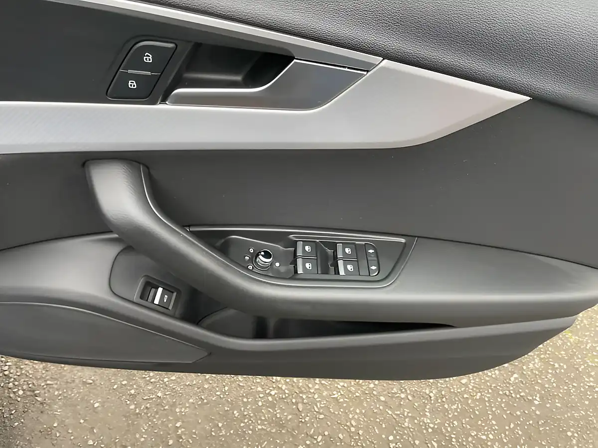 Used 2018 Audi A4 Se Black - Interior and Exterior details 13