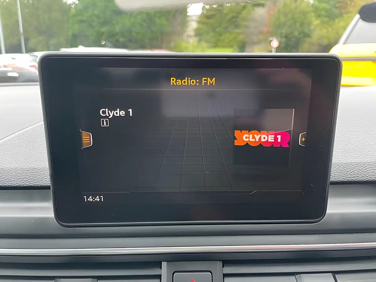 Used 2018 Audi A4 Se Black - Interior and Exterior details 14