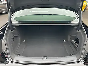 Used 2018 Audi A4 Se Black - Interior and Exterior details 20