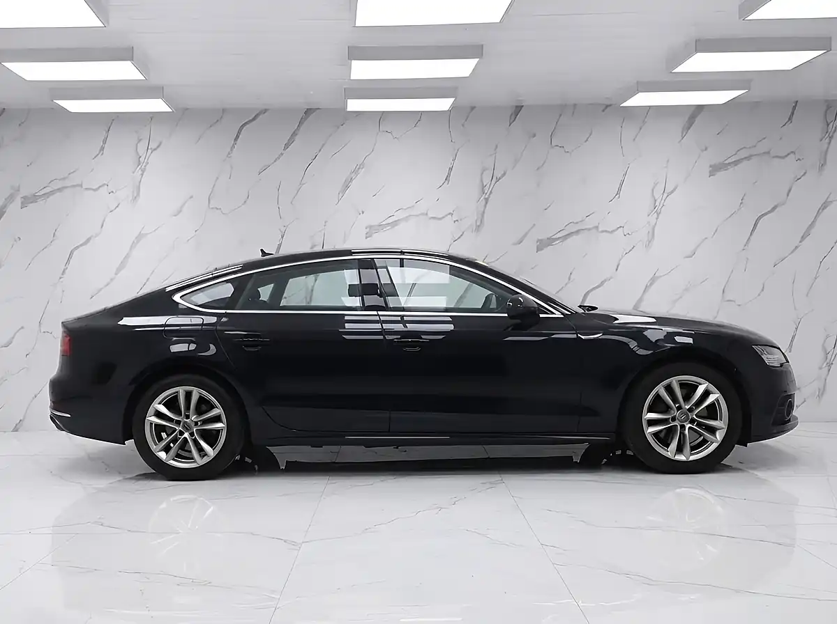 Used 2018 Audi A5 Sport Black - Interior and Exterior details 8