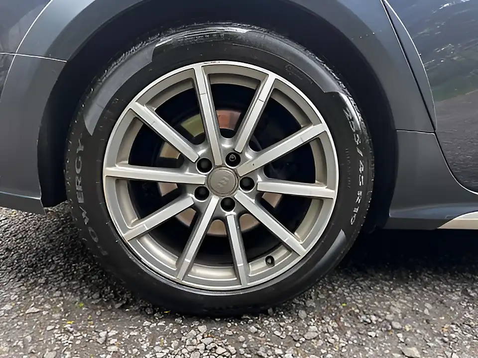 Used 2018 Audi A6 Allroad Sport Blue - Interior and Exterior details 10