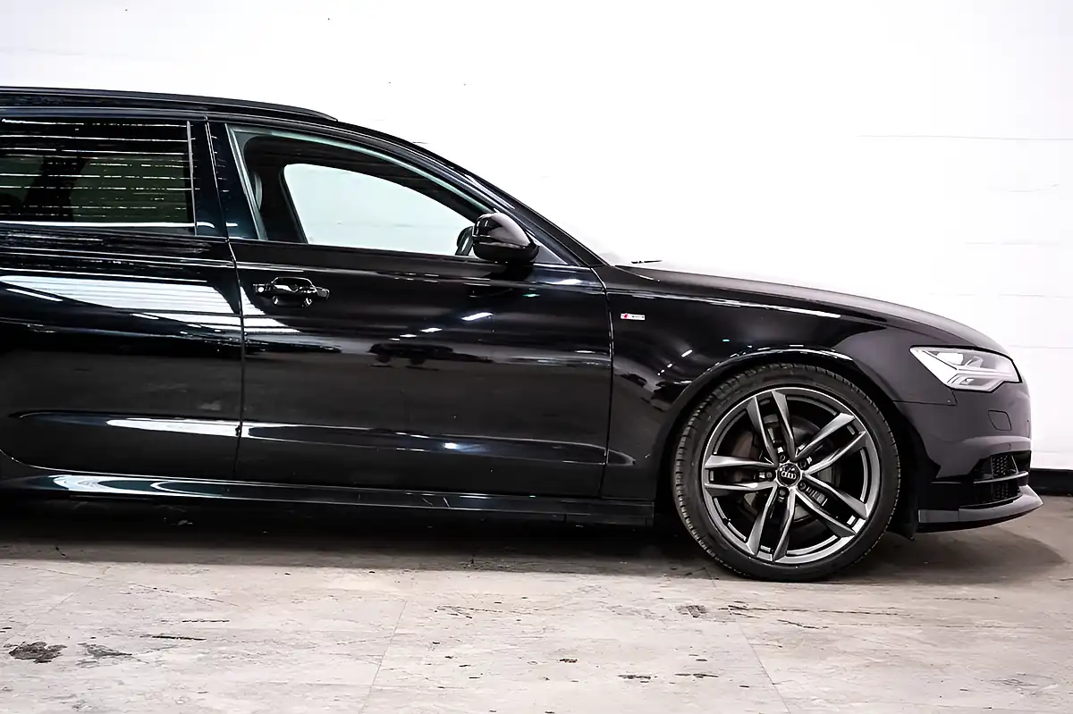 Used 2018 Audi A6 Avant Black Edition Black - Interior and Exterior details 13