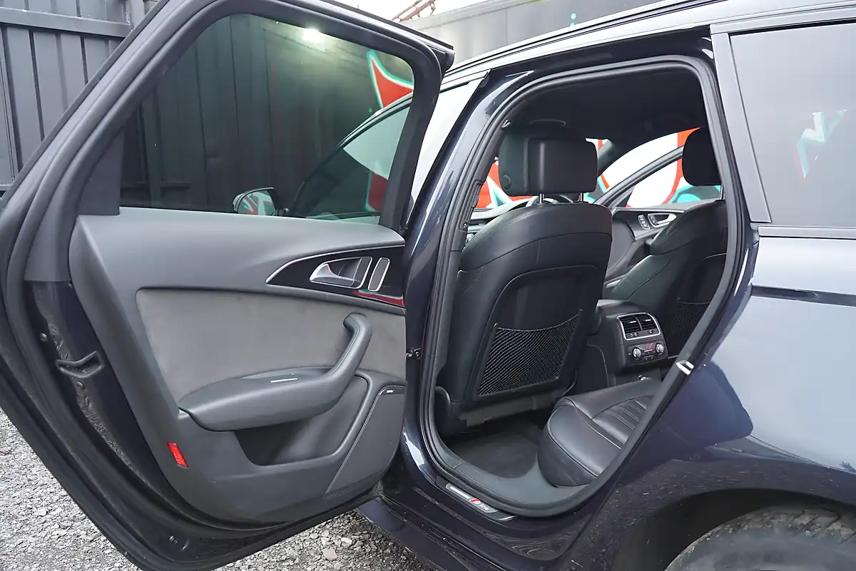 Used 2018 Audi A6 Avant Black Edition Moonlight Blue - Interior and Exterior details 17