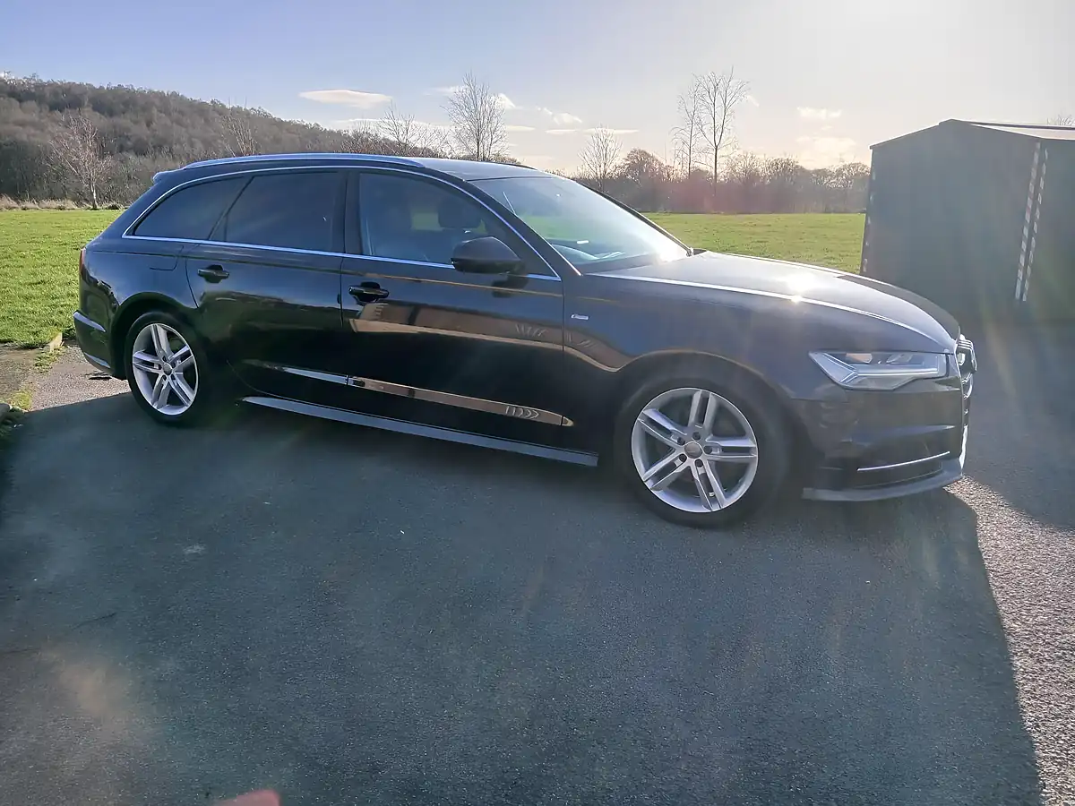 Used 2018 Audi A6 Avant S Line Blue - Interior and Exterior details 17