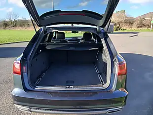 Used 2018 Audi A6 Avant S Line Blue - Interior and Exterior details 4