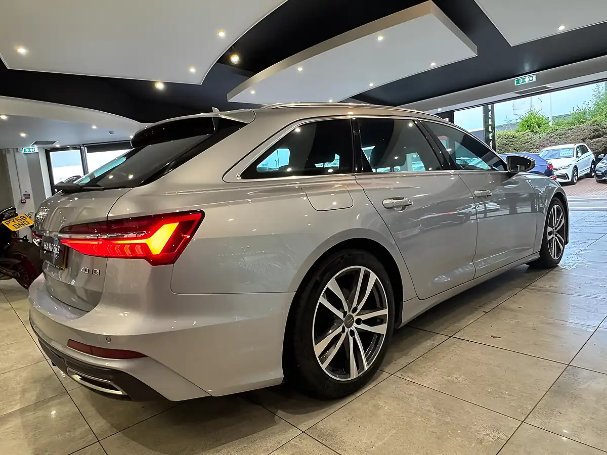 Used 2018 Audi A6 Avant S Line Silver - Interior and Exterior details 9