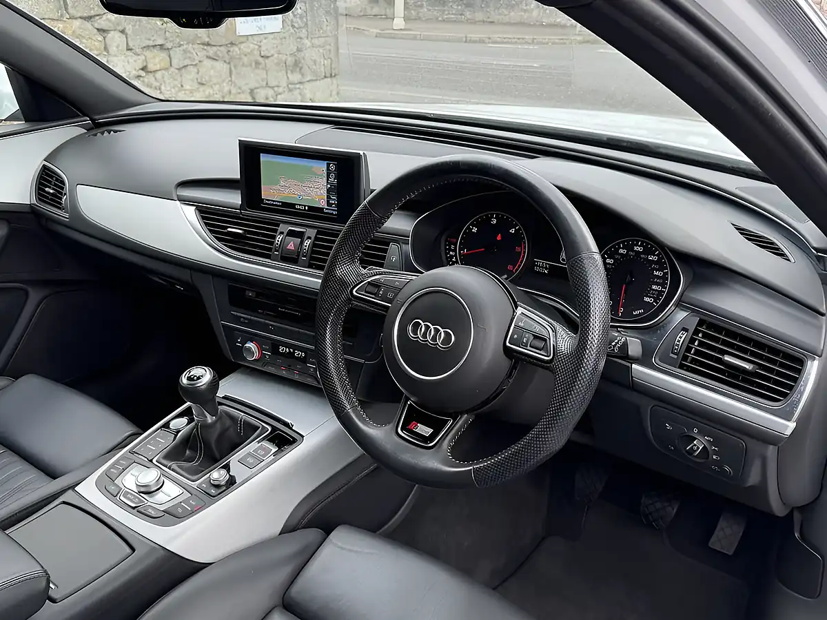 Used 2018 Audi A6 Avant S Line White - Interior and Exterior details 6