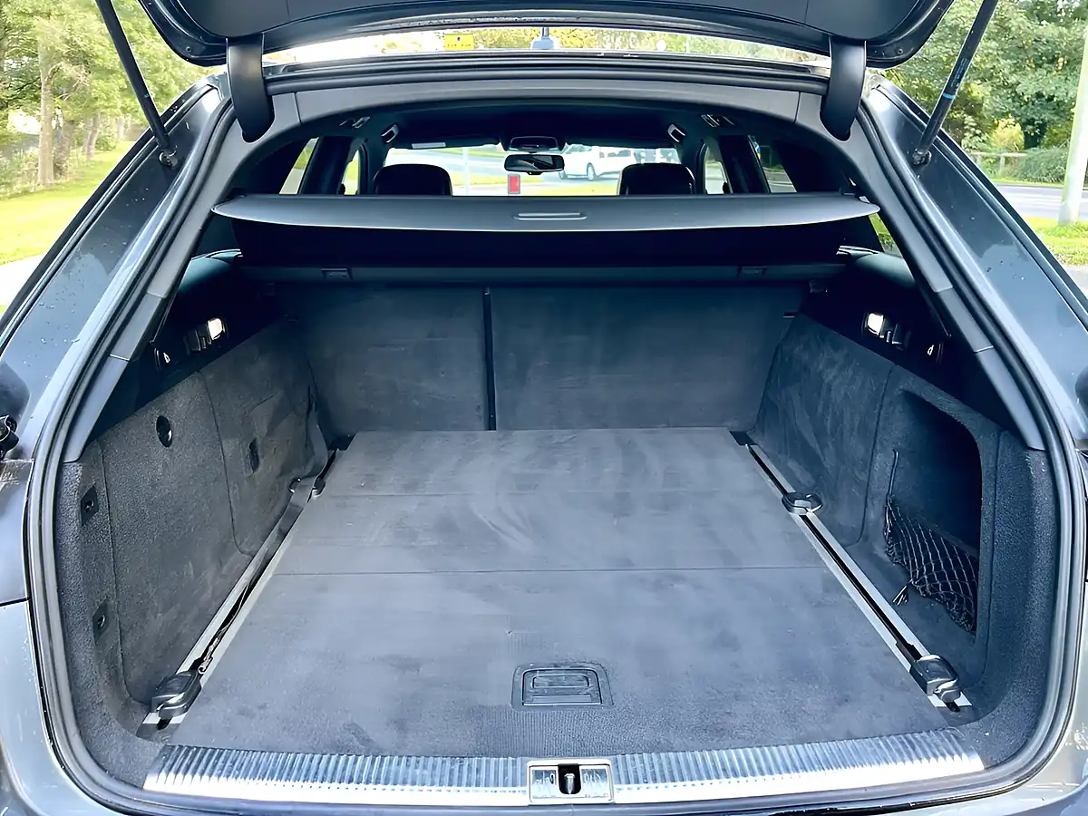 Used 2018 Audi A6 Black Edition Grey - Interior and Exterior details 9