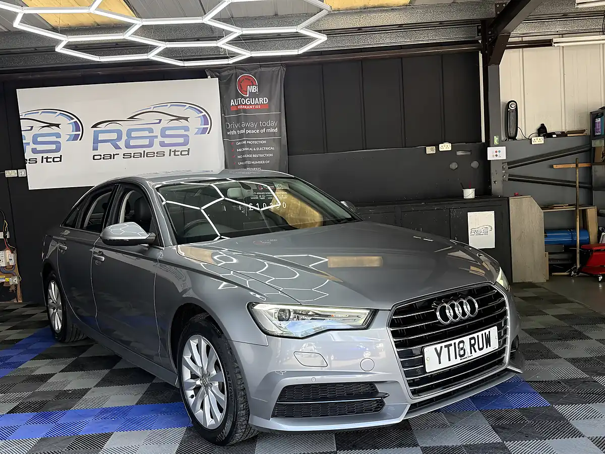Used 2018 Audi A6 Saloon Se Executive Grey - Interior and Exterior details 4