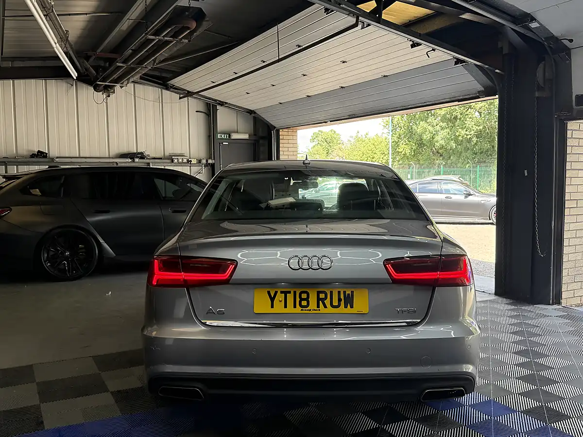 Used 2018 Audi A6 Saloon Se Executive Grey - Interior and Exterior details 7