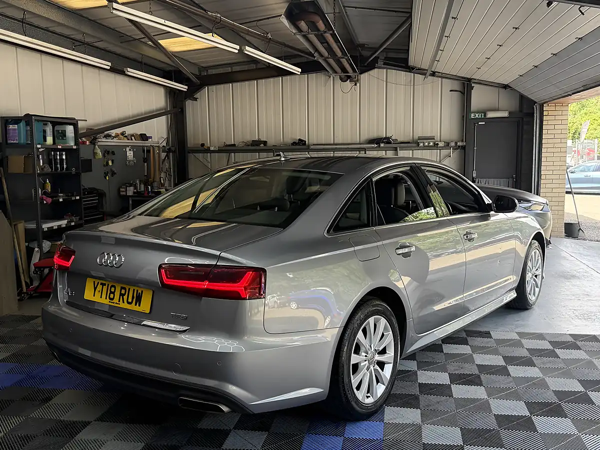 Used 2018 Audi A6 Saloon Se Executive Grey - Interior and Exterior details 8