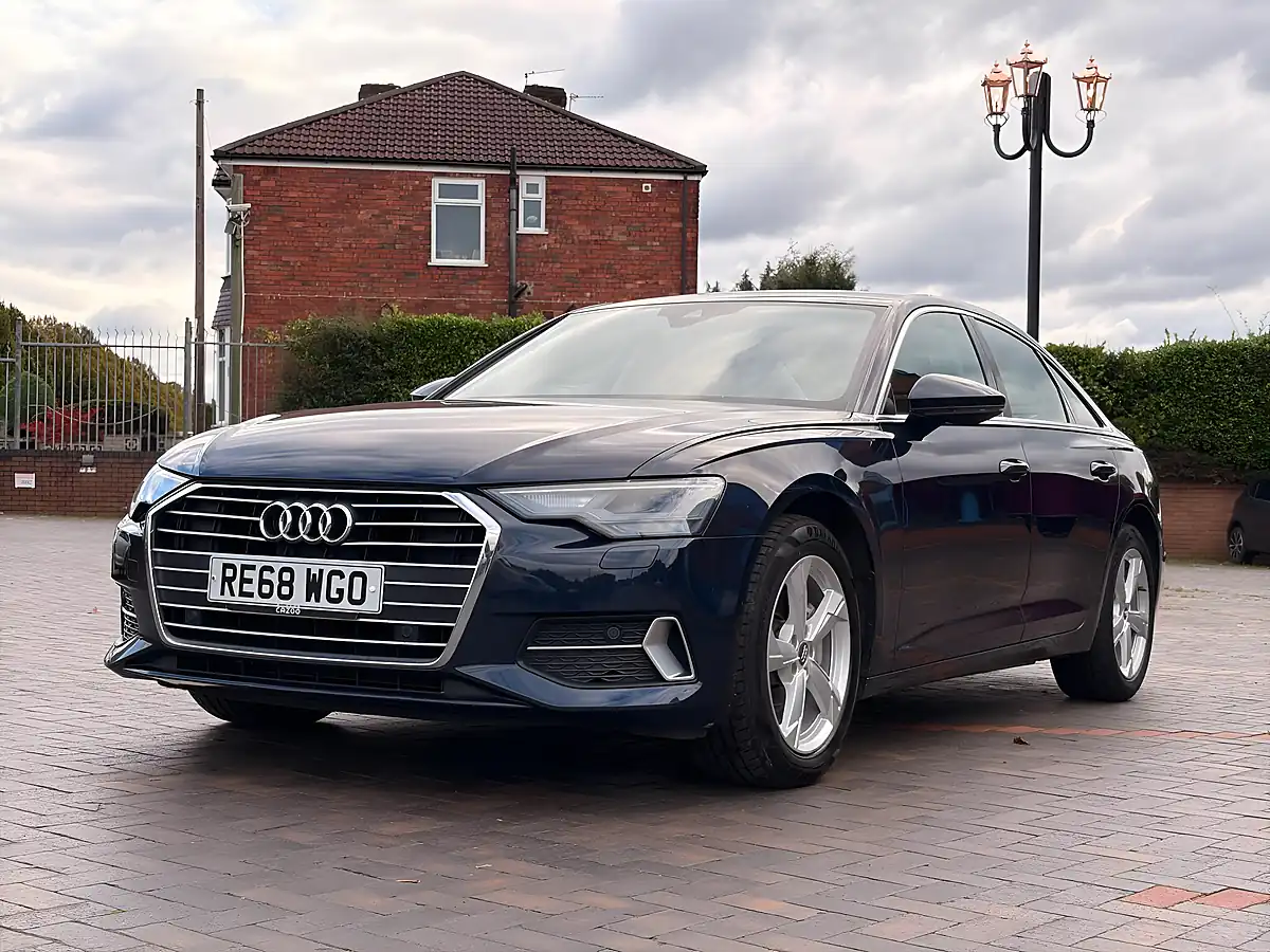 Used 2018 Audi A6 Saloon Sport Blue - Interior and Exterior details 10