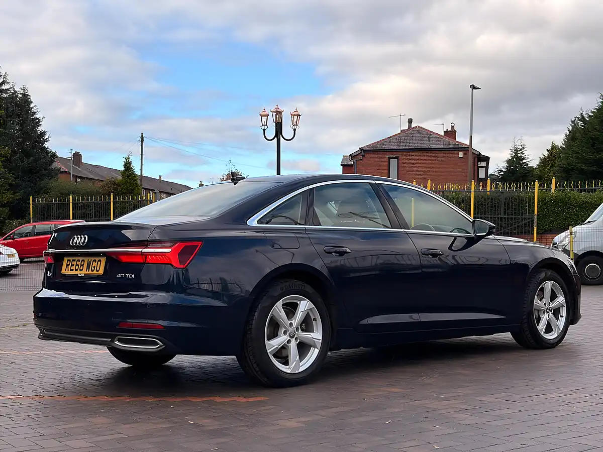 Used 2018 Audi A6 Saloon Sport Blue - Interior and Exterior details 4