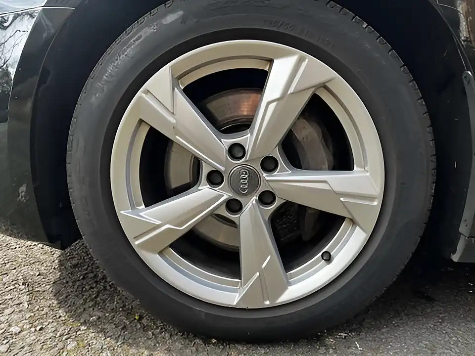 Used 2018 Audi A6 Sport Black - Interior and Exterior details 11