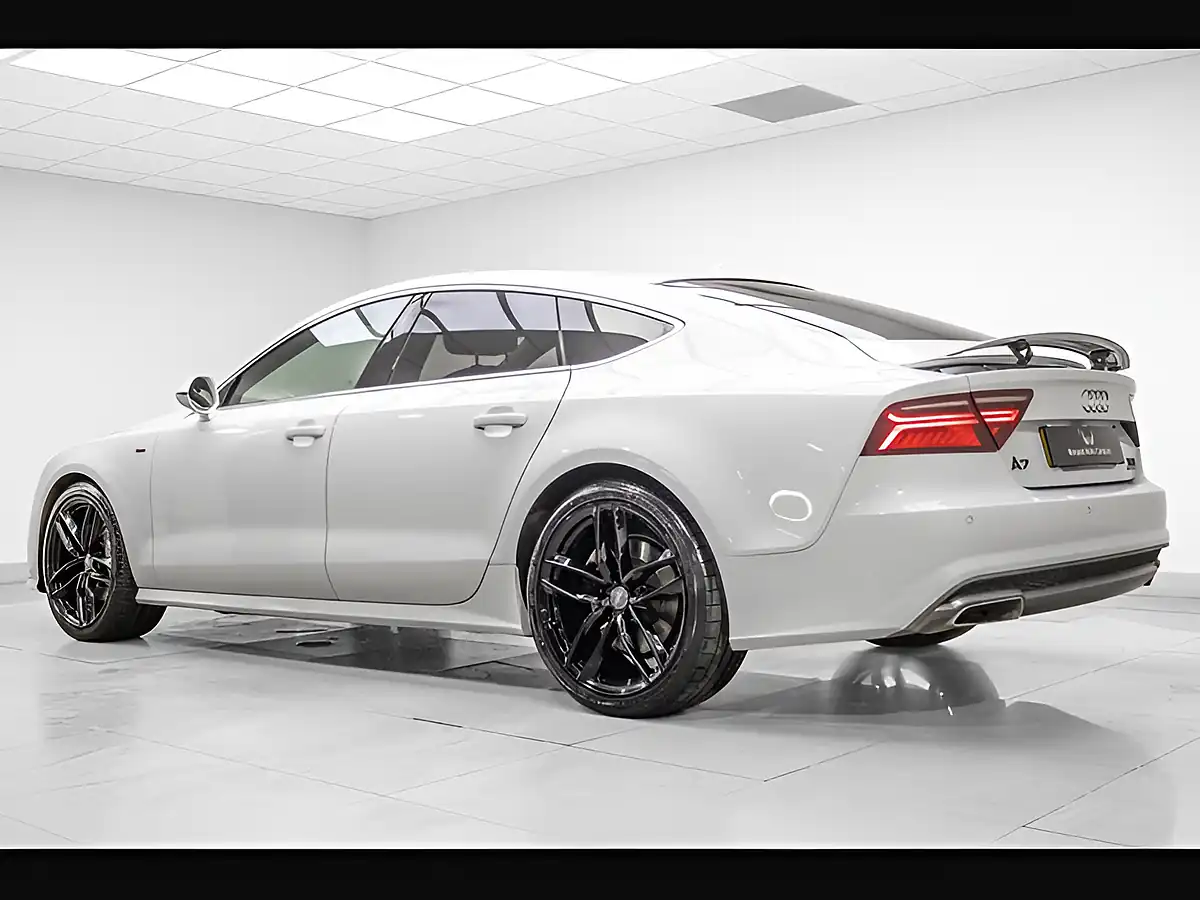 Used 2018 Audi A7 Black Edition Glacier White - Interior and Exterior details 4
