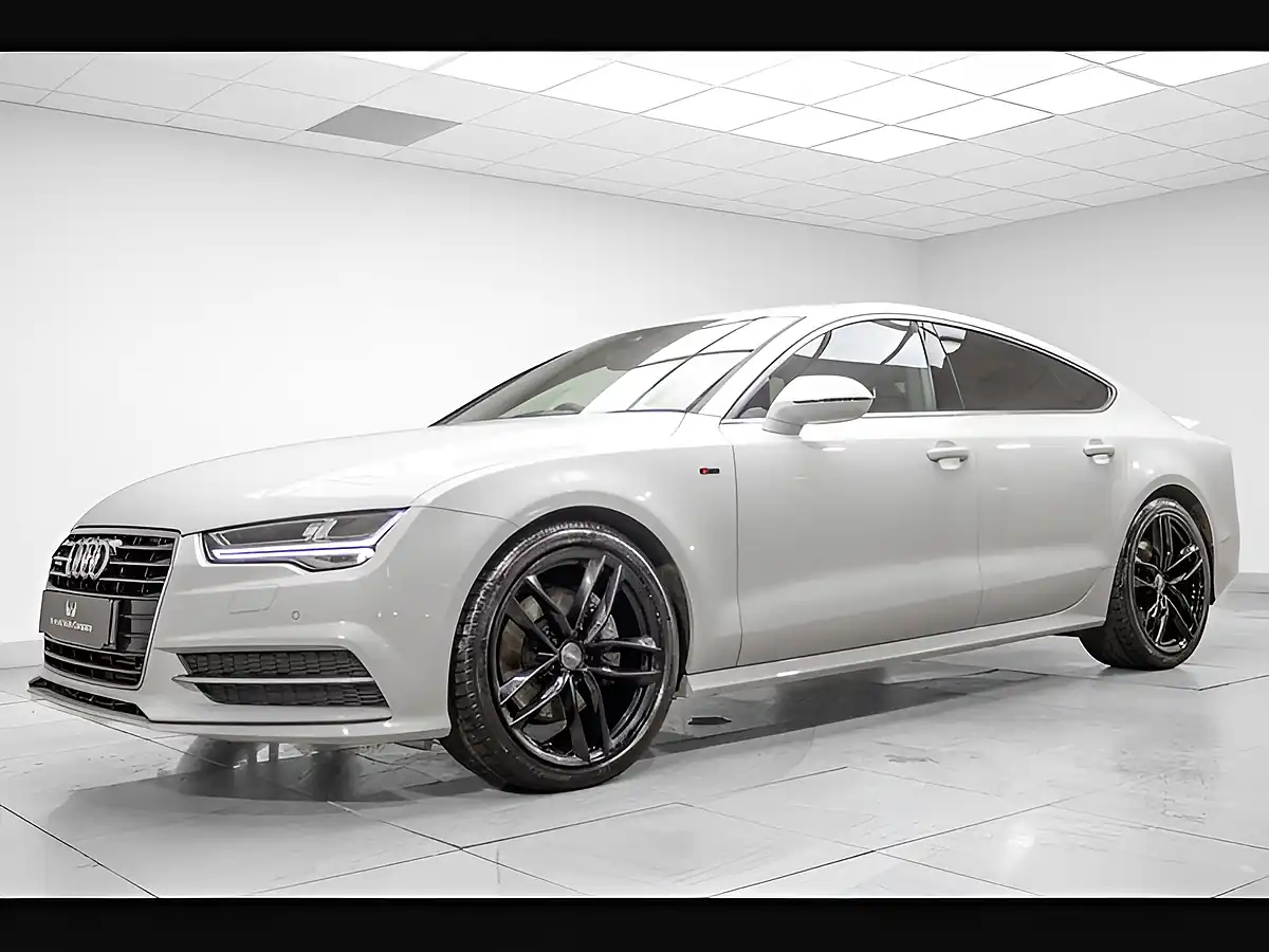Used 2018 Audi A7 Black Edition Glacier White - Interior and Exterior details 5