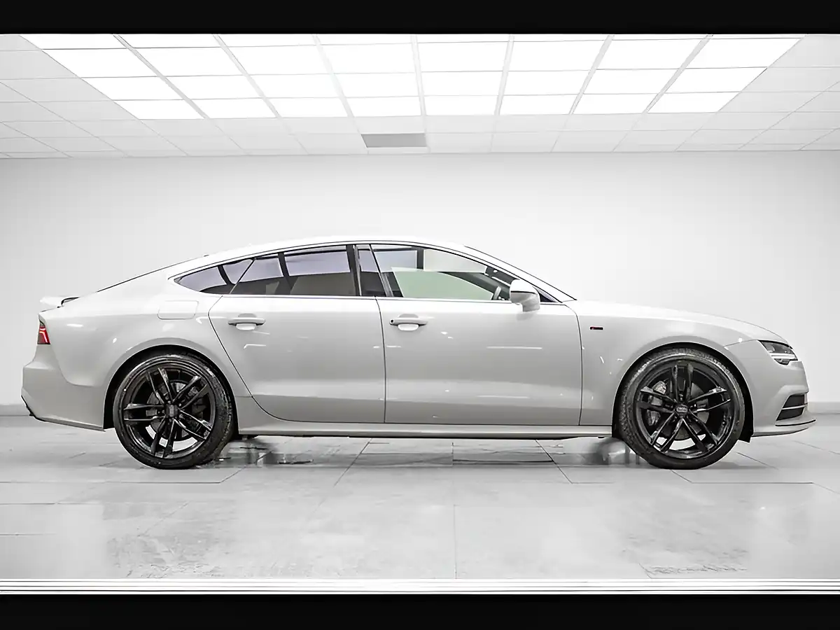 Used 2018 Audi A7 Black Edition Glacier White - Interior and Exterior details 7