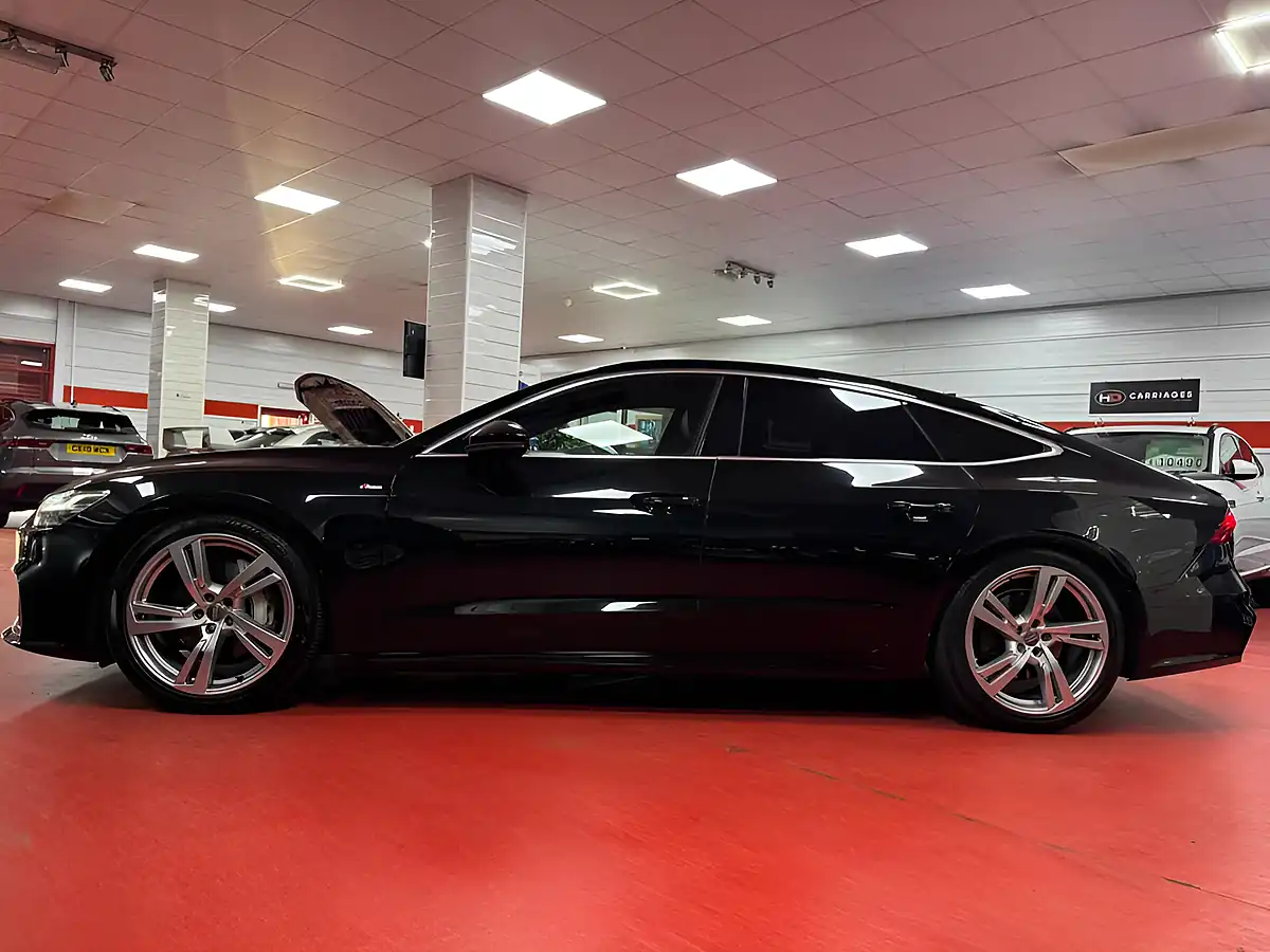 Used 2018 Audi A7 S Line Black - Interior and Exterior details 7