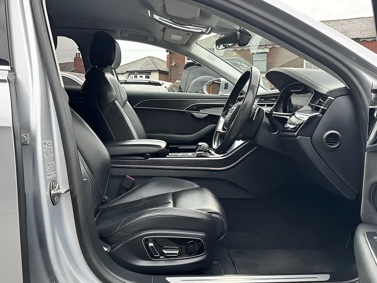 Used 2018 Audi A8 Quattro Silver - Interior and Exterior details 14