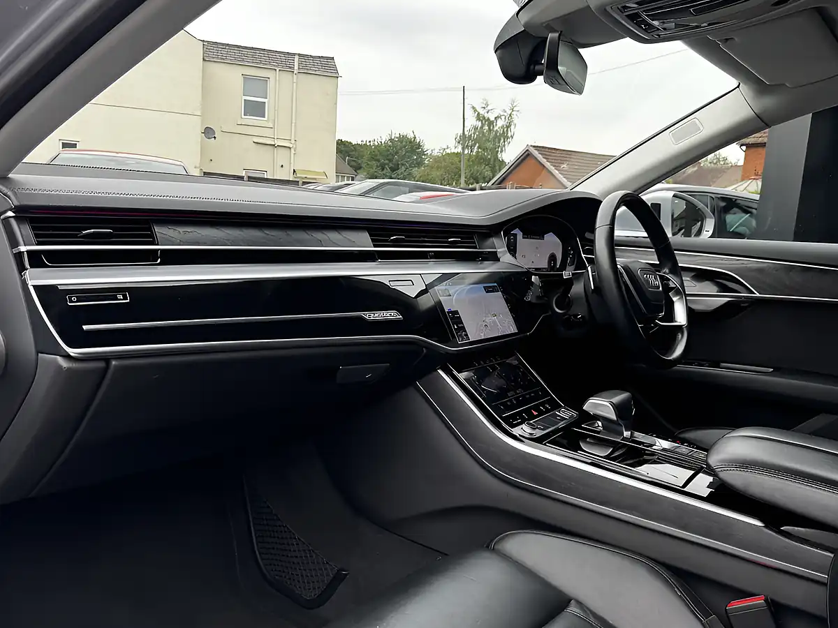 Used 2018 Audi A8 Quattro Silver - Interior and Exterior details 20