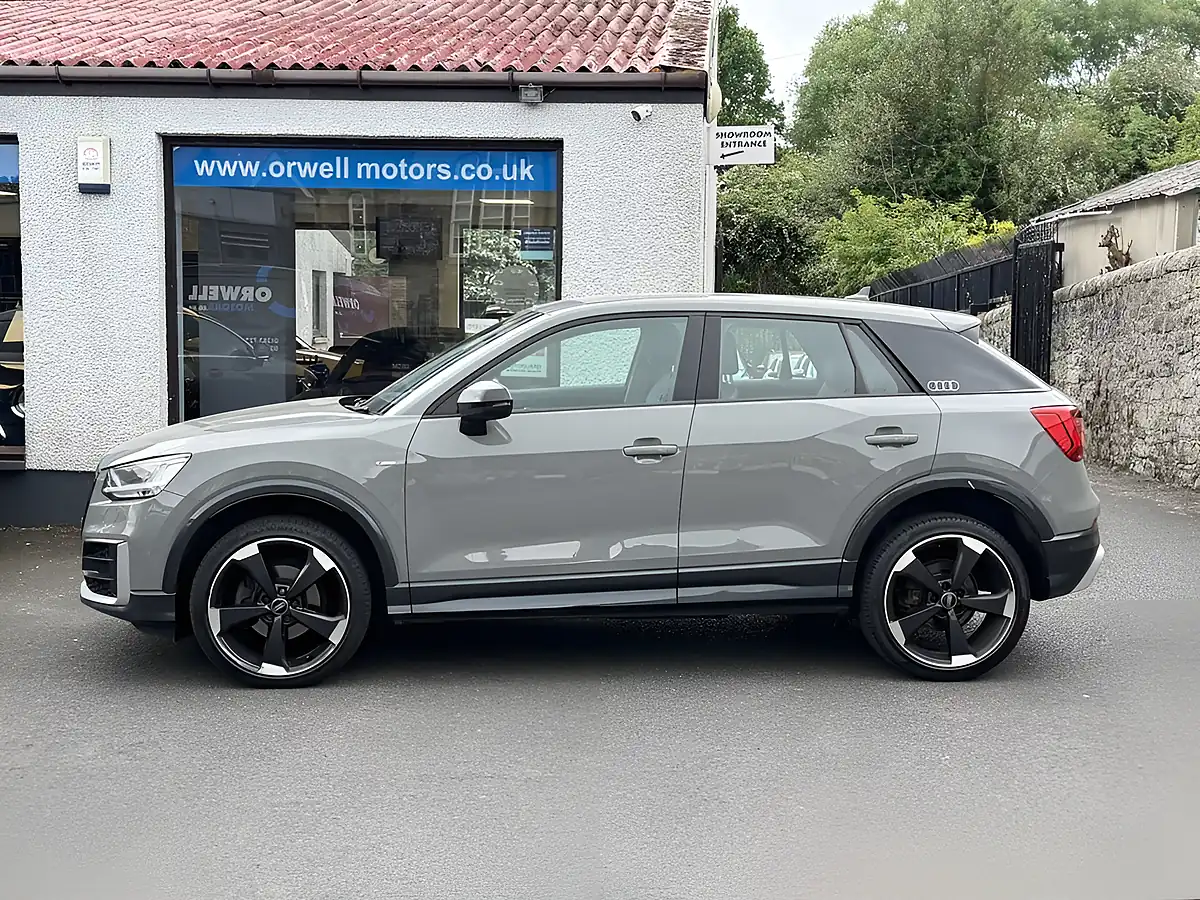 Used 2018 Audi Q2 Edition 1 Grey - Interior and Exterior details 9