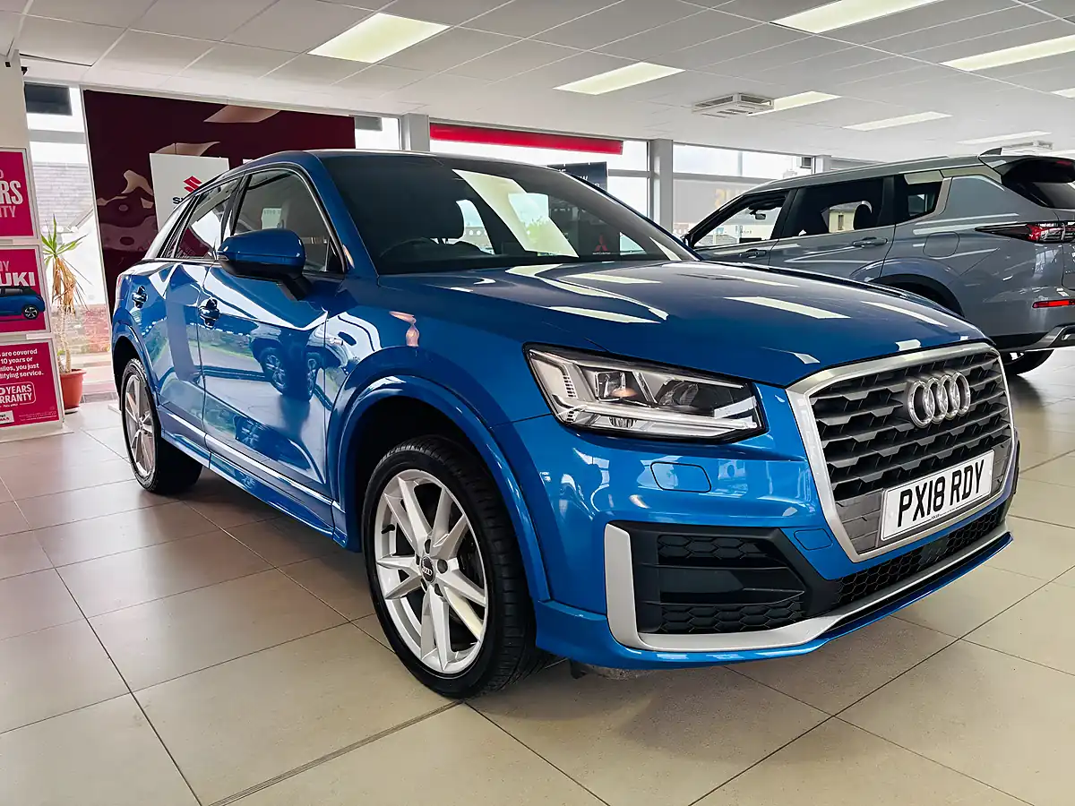 Used 2018 Audi Q2 S Line Blue - Front View