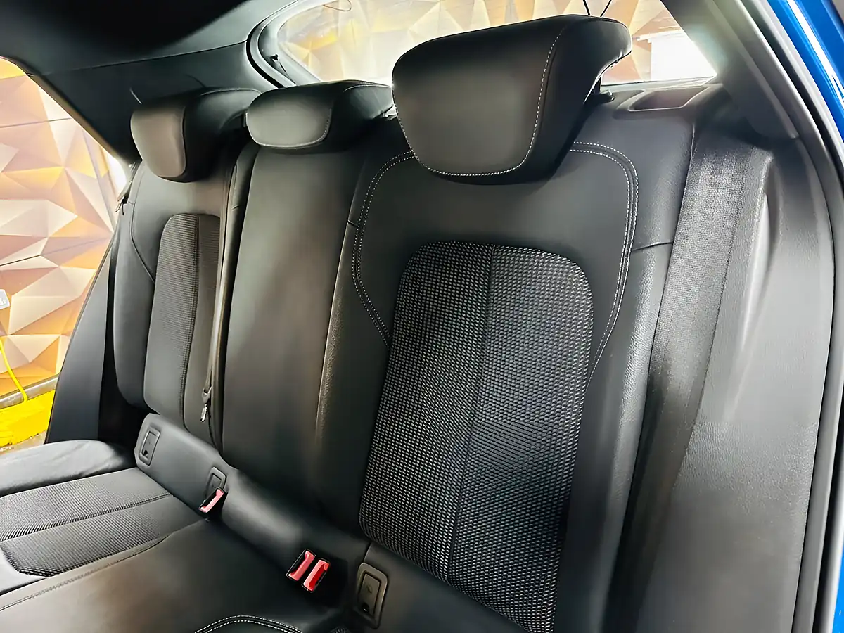 Used 2018 Audi Q2 S Line Blue - Interior and Exterior details 10
