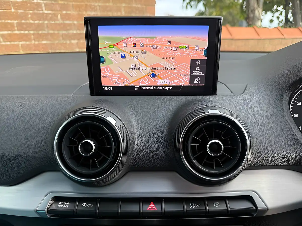 Used 2018 Audi Q2 S Line Blue - Interior and Exterior details 11