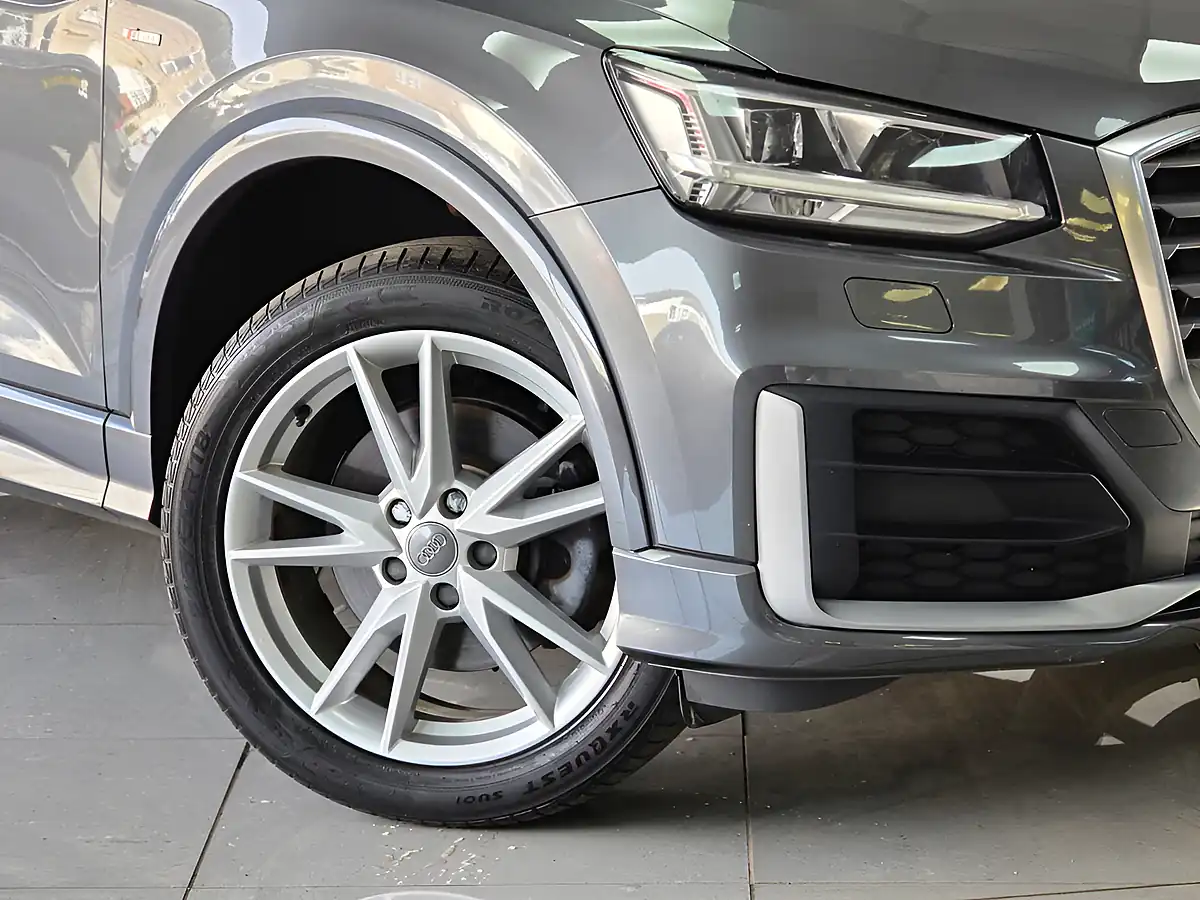 Used 2018 Audi Q2 S Line Grey - Interior and Exterior details 6
