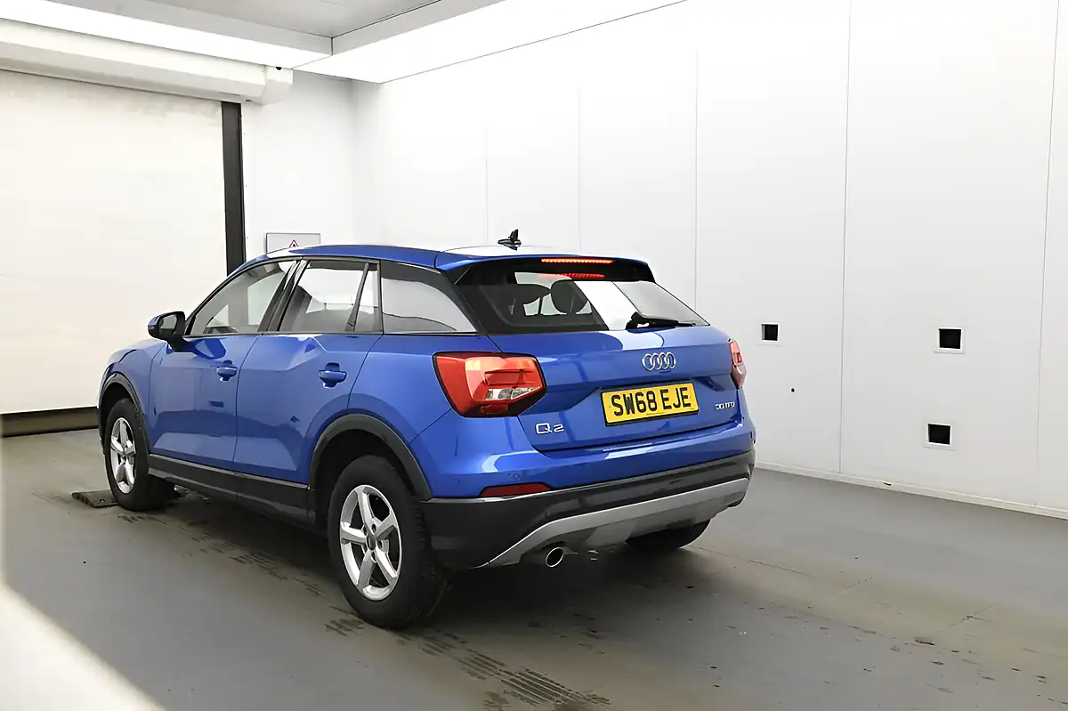 Used 2018 Audi Q2 Se Blue - Interior and Exterior details 5
