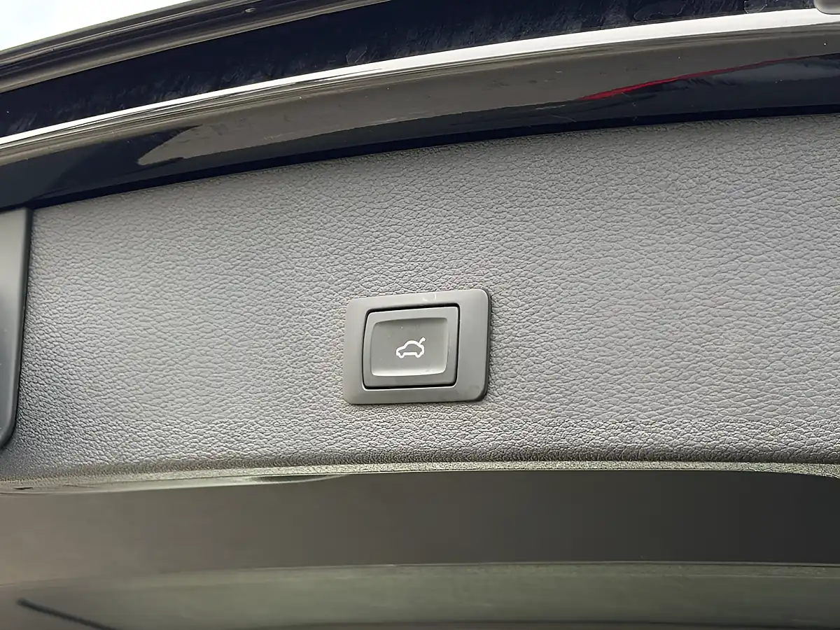 Used 2018 Audi Q2 Sport Black - Interior and Exterior details 18