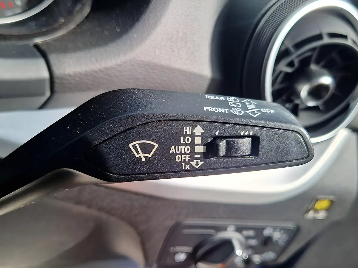 Used 2018 Audi Q2 Sport Blue - Interior and Exterior details 18