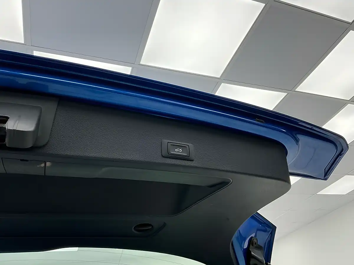 Used 2018 Audi Q2 Sport Blue - Interior and Exterior details 16