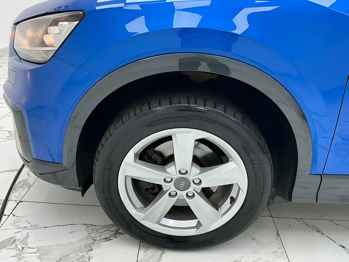 Used 2018 Audi Q2 Sport Blue - Interior and Exterior details 19