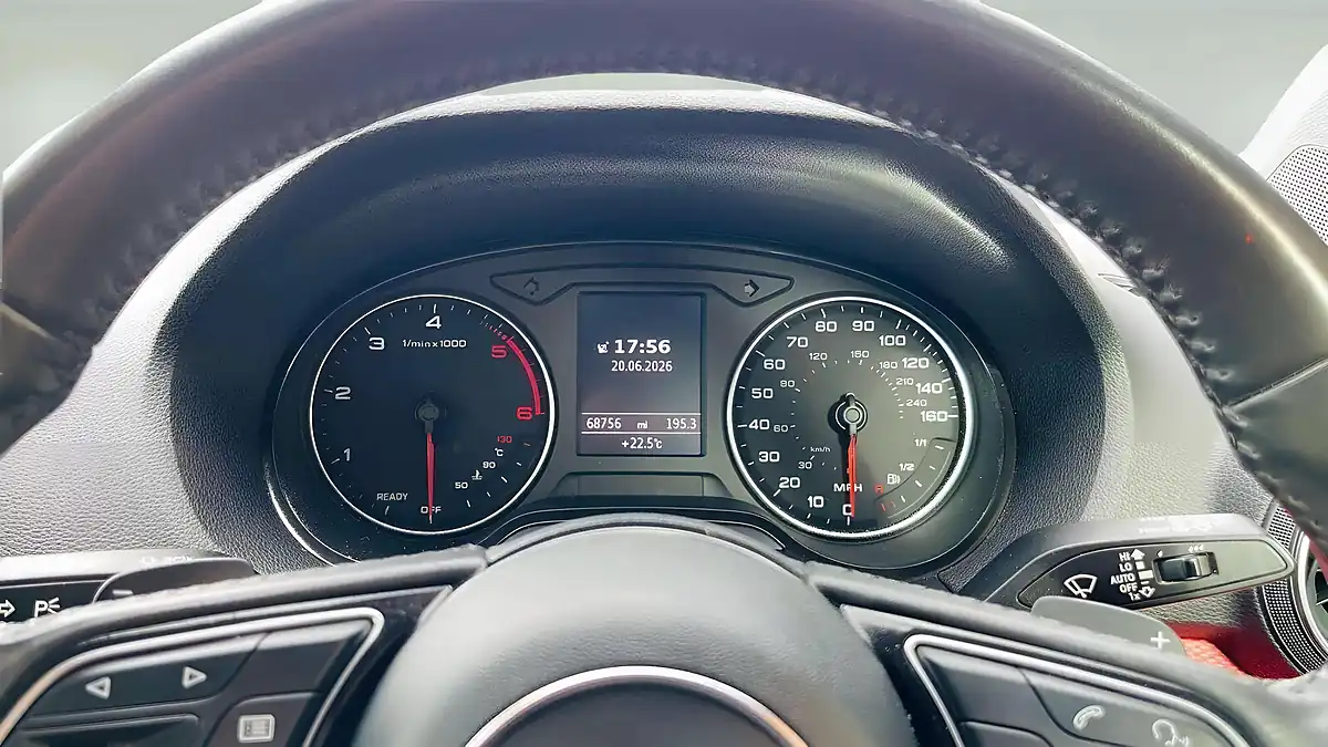 Used 2018 Audi Q2 Sport Grey - Interior and Exterior details 16
